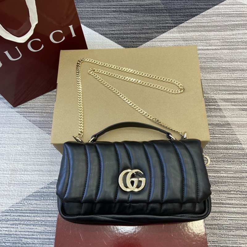 G*u*i top handle bags